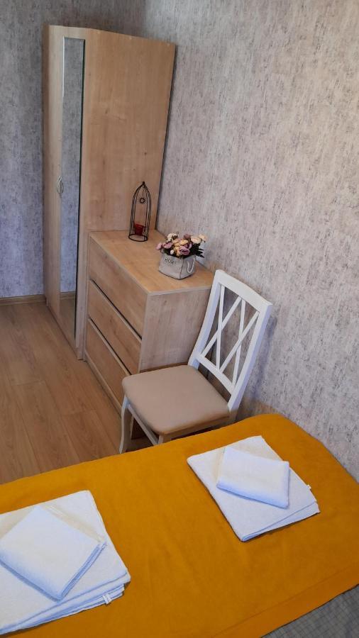 Yellow Apartment Tbilisi Exteriör bild